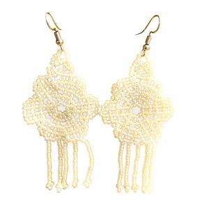 Perla Huichol Beaded Earrings Handmade Pearl Color